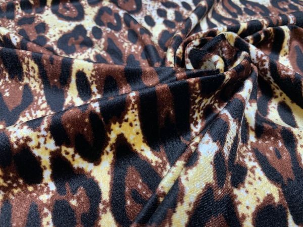 Large Leopard Stretch Velvet