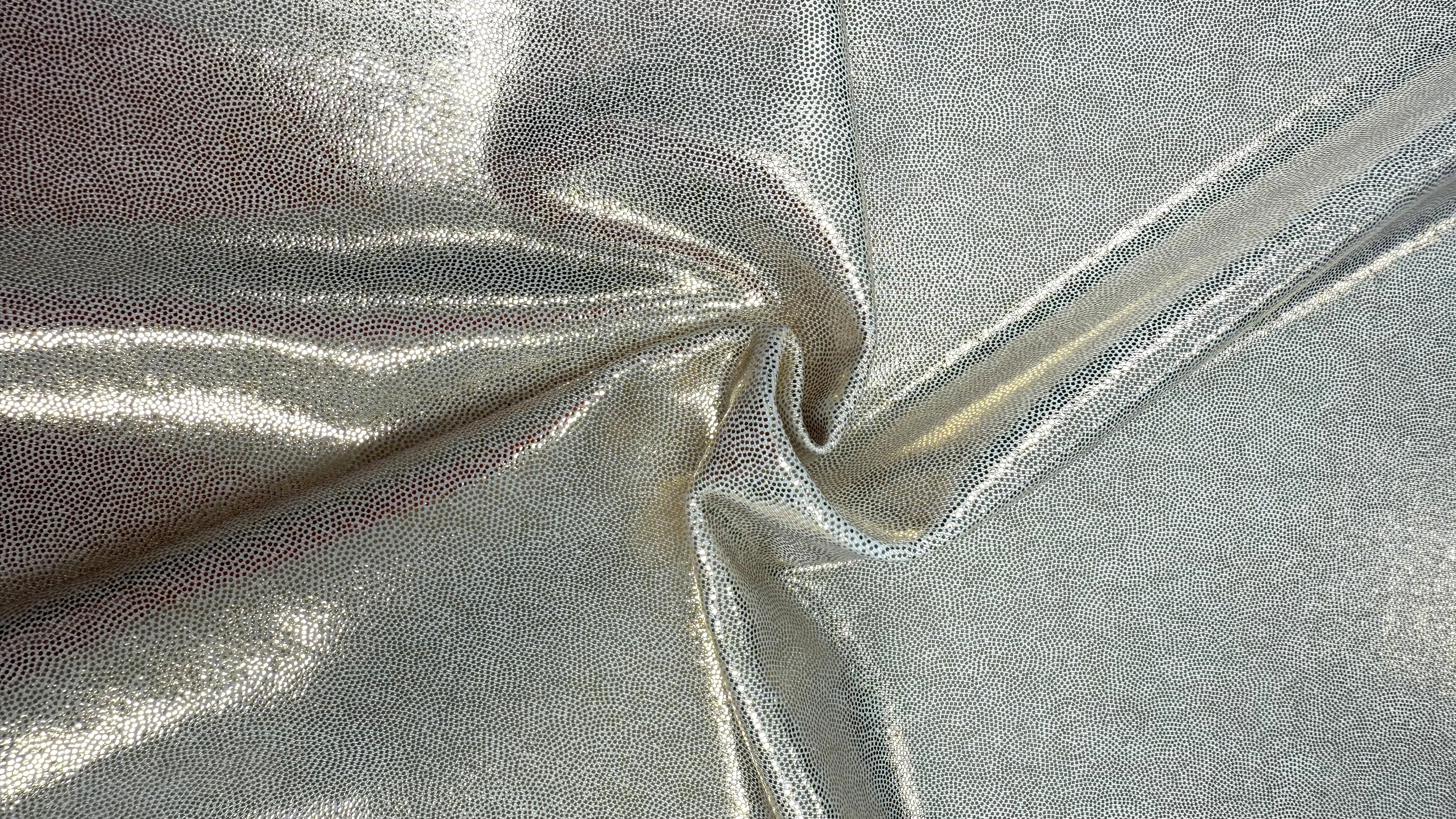 Mystique© White Gold