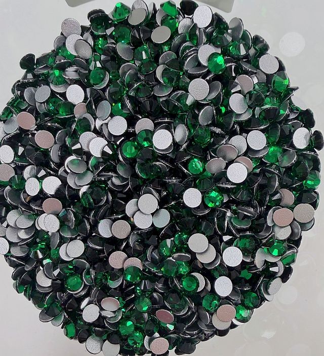 Bulk Flatback Glass Diamonte Emerald Green